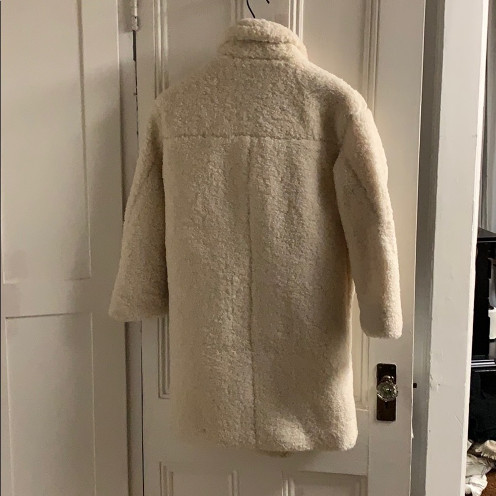 Long faux shearling double-breasted coat in cream - Picture 8 of 8